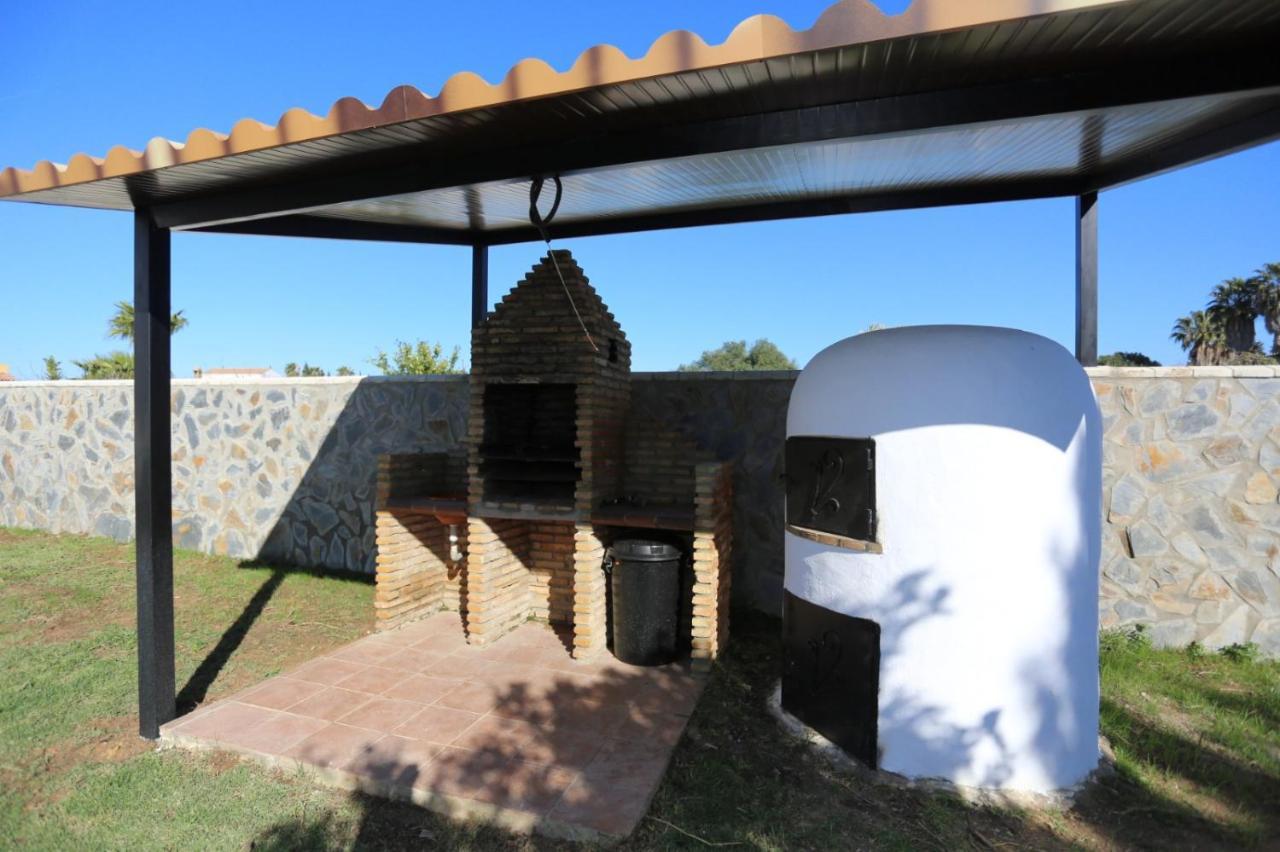 Albara Guest House Конил-де-ла-Фронтера Екстериор снимка